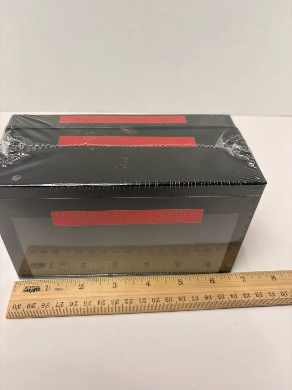🚜 Ertl IHC '66 Series 5 Million Tractor Commemorative Edition #4590 – Sealed